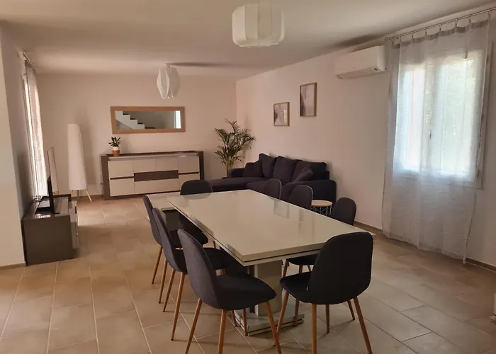 Des Oliviers Avec Piscine Privee - 5min Des Gorges Ardeche Holiday home