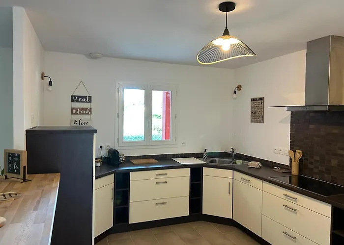 Holiday home Des Oliviers Avec Piscine Privee - 5min Des Gorges Ardeche